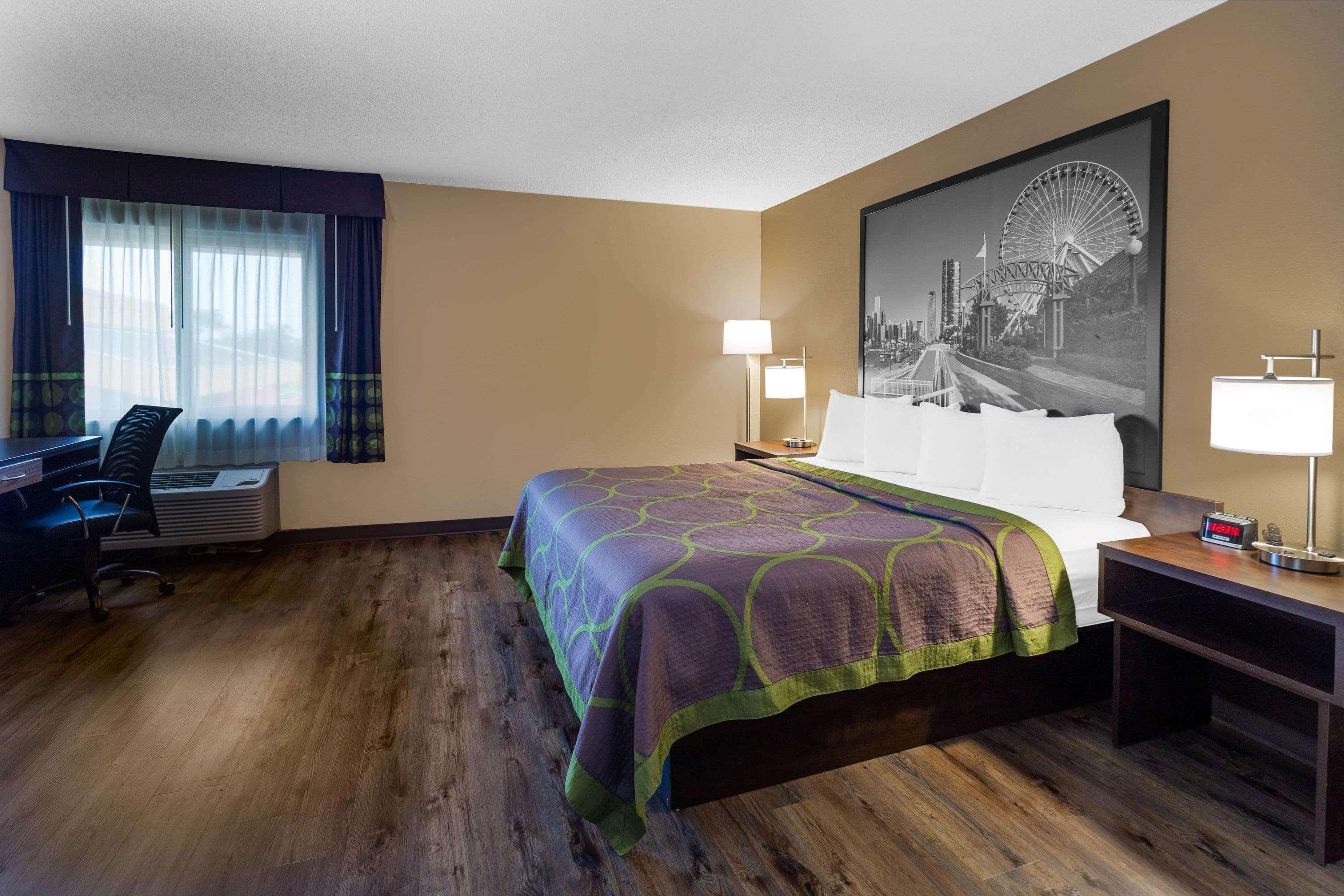 Super 8 By Wyndham South Holland Hotel Екстериор снимка