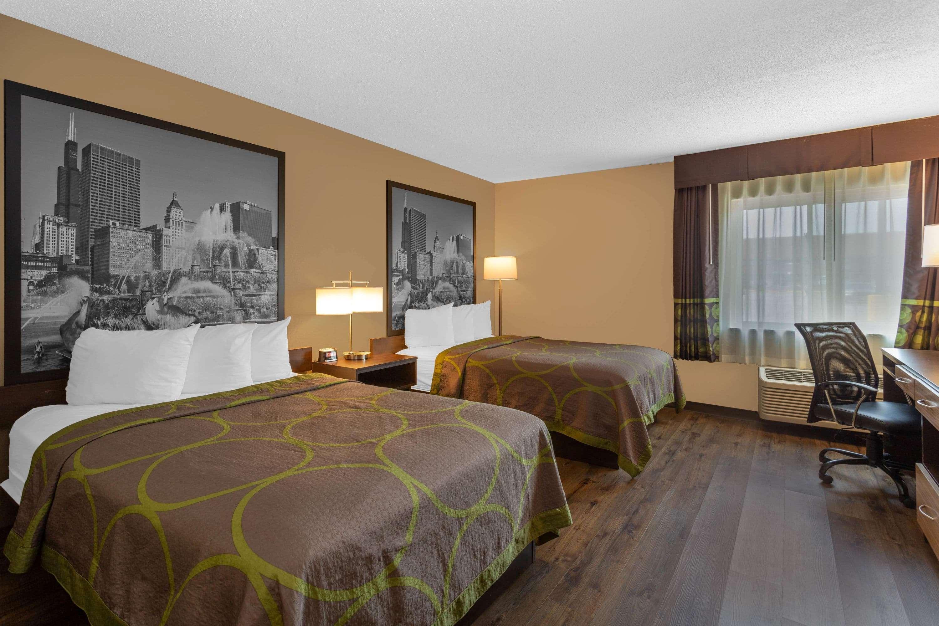 Super 8 By Wyndham South Holland Hotel Екстериор снимка